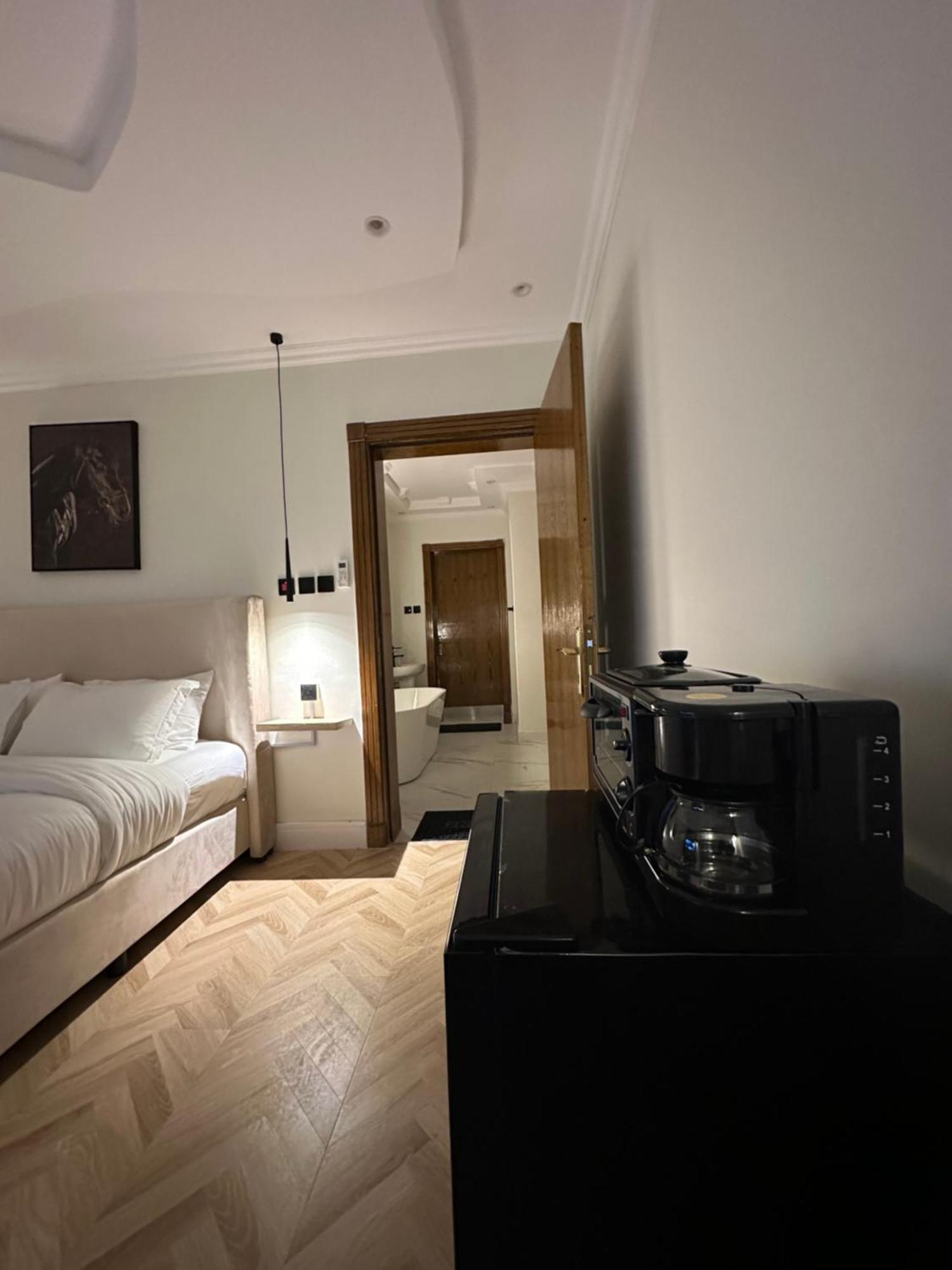 Apartment استديو فاخر بمنطقة مركزية الغدير