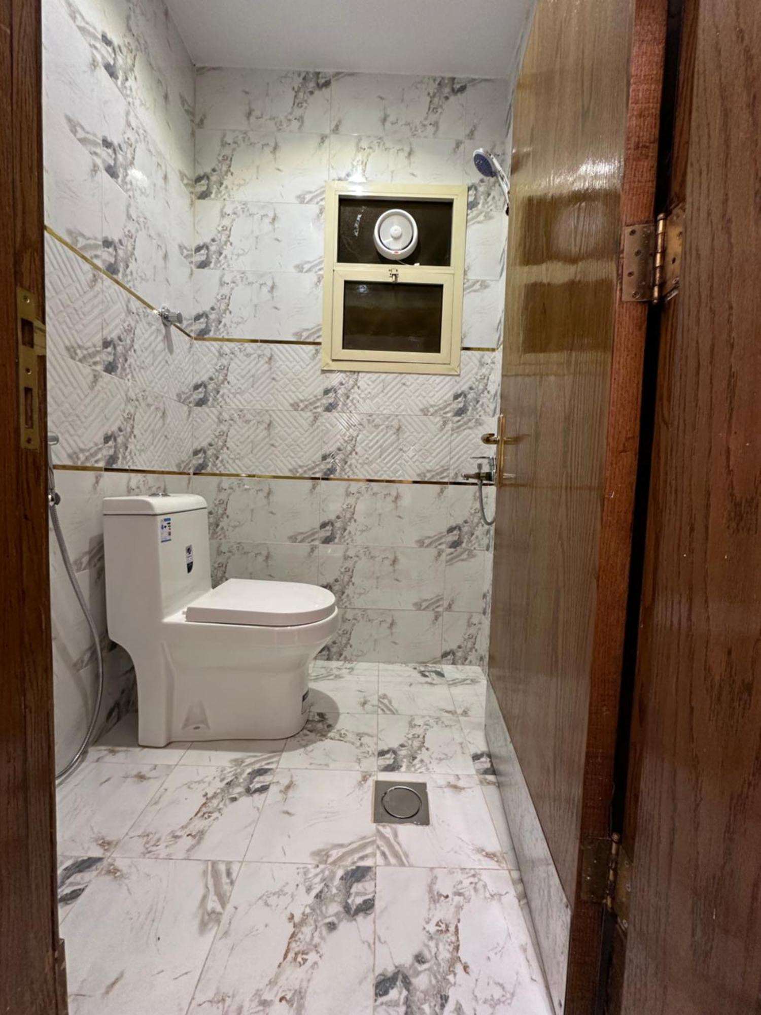 استديو فاخر بمنطقة مركزية الغدير Apartment *
